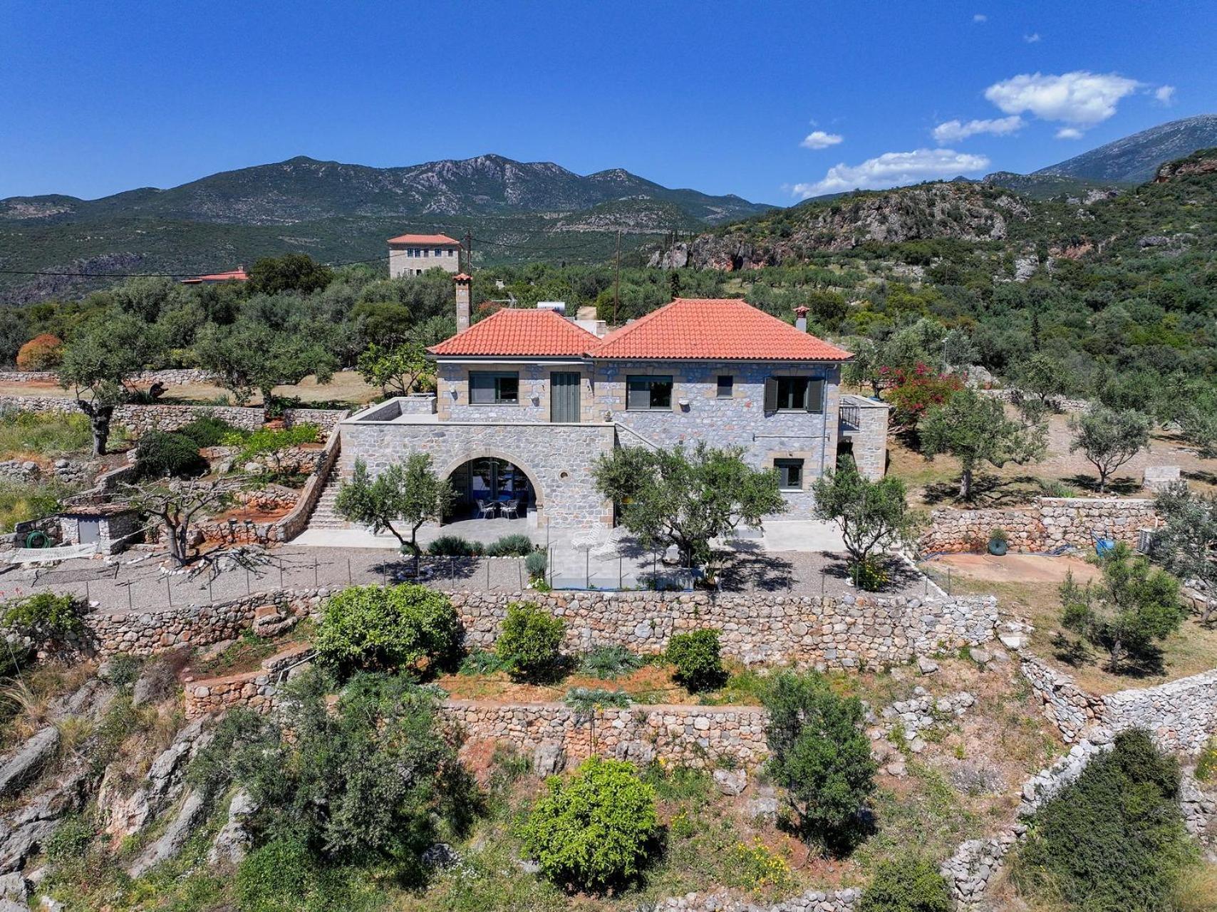 Villa Athina'S Stone House In Kardamyli Exterior foto